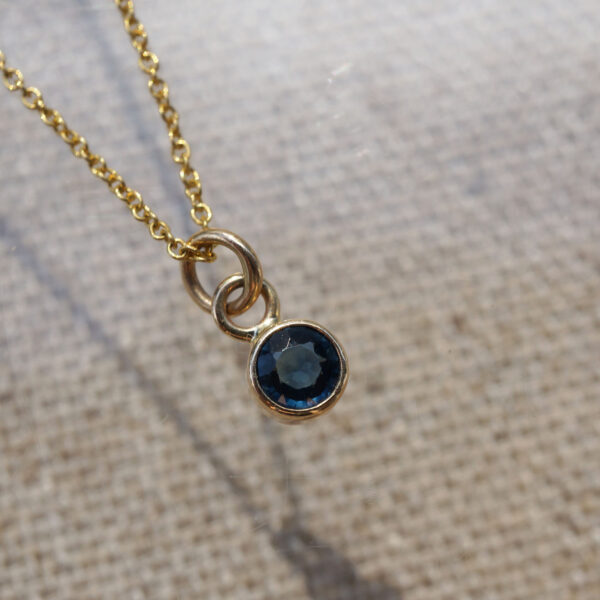 10K Yellow Gold Necklace with Navy Sapphire